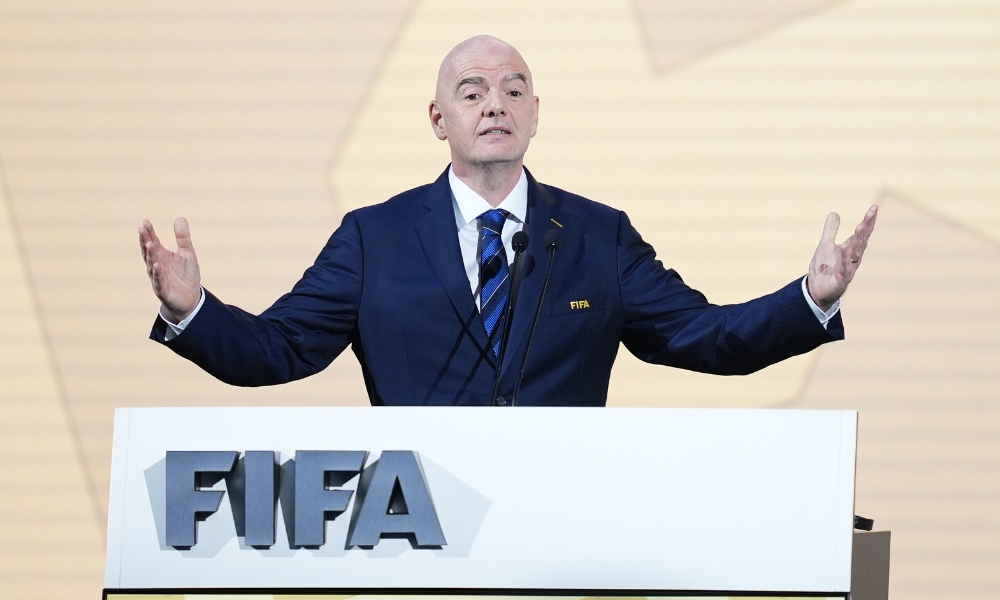 于新老交替