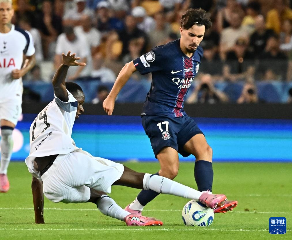 吉拉西的出 吉拉西的出